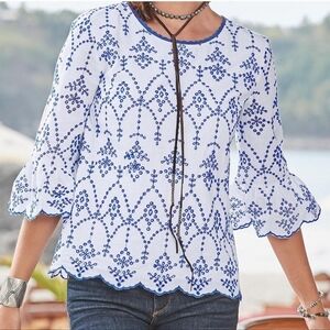 Sundance Palmera White Blue Lined Eyelet Scalloped Ruffled Top